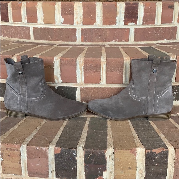 Frye & Co. Suede Booties - Picture 6 of 10